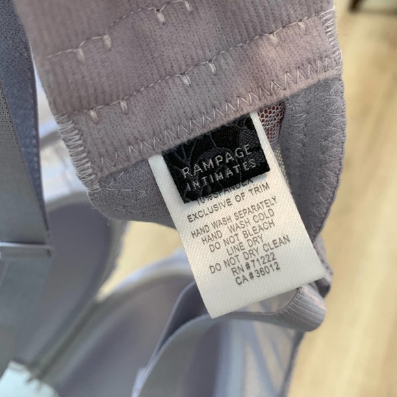 Rampage Intimates Womens Bra Size 42D Casual 3-Hook Light Purple Lacy Padded - Picture 13 of 16